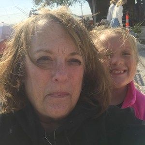 Meet your Posher, Debbie